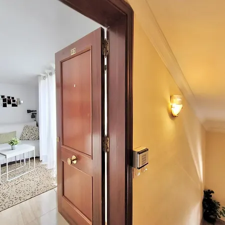 Appartement Miranda Penthouse Ad With Free Parking *