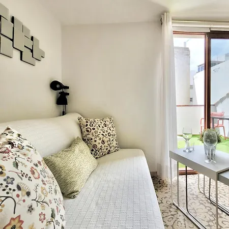 Miranda Penthouse Ad With Free Parking