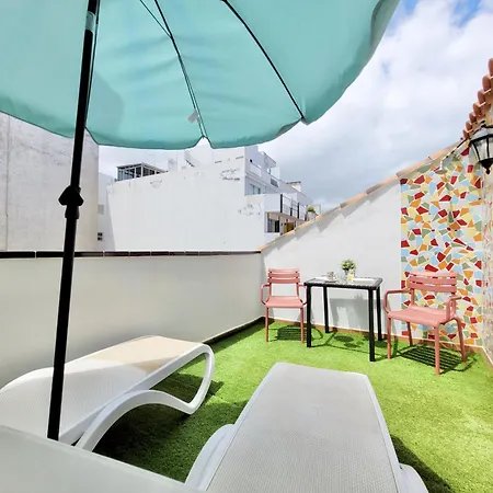 Miranda Penthouse Ad With Free Parking Apartment