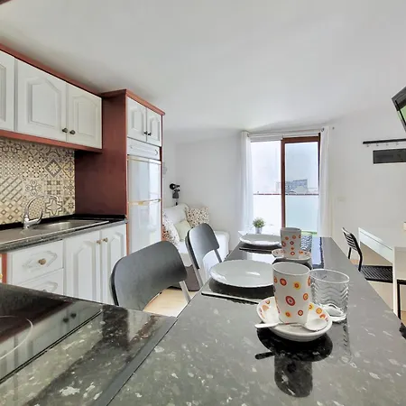 Apartment Miranda Penthouse Ad With Free Parking *